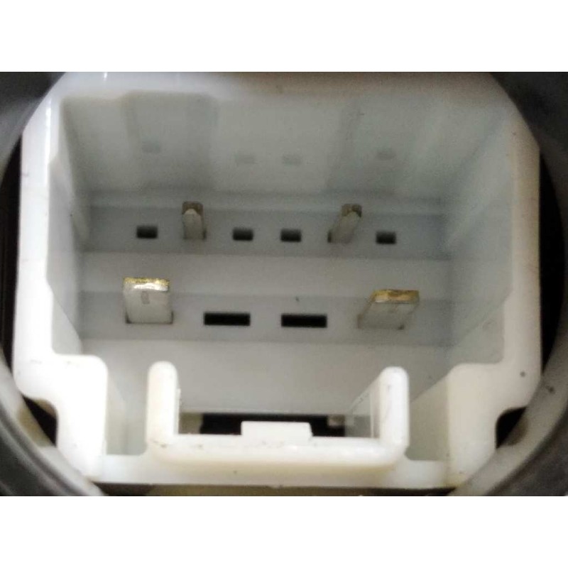 Recambio de cerradura puerta trasera izquierda para toyota auris 1.8 16v (híbrido) referencia OEM IAM 6906005051  