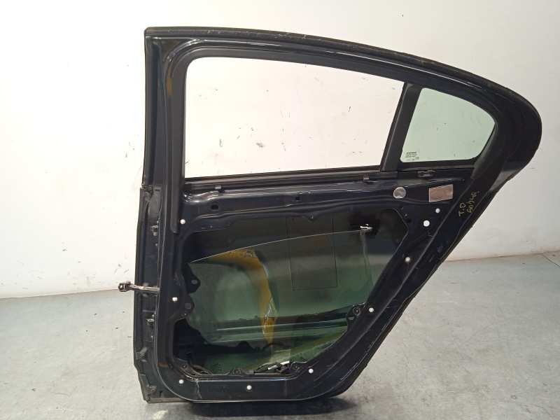 Recambio de puerta trasera derecha para volvo s60 lim. 2.0 diesel cat referencia OEM IAM 32228975  