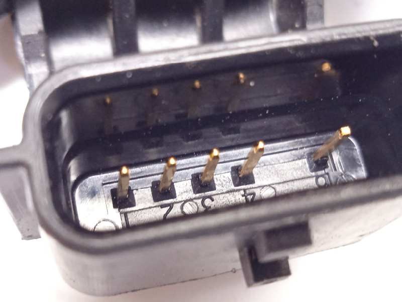 Recambio de caja mariposa para renault clio iv zen referencia OEM IAM 161A09287R  