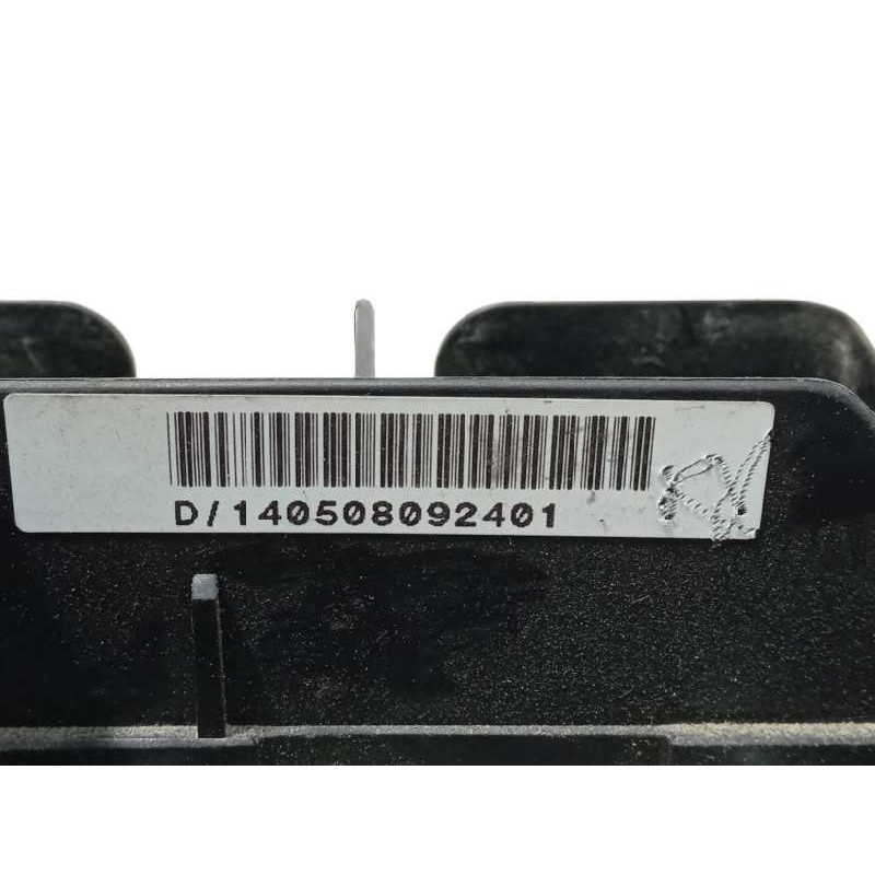 Recambio de caja reles / fusibles para land rover discovery (lt) 2.5 turbodiesel referencia OEM IAM YQE000300  