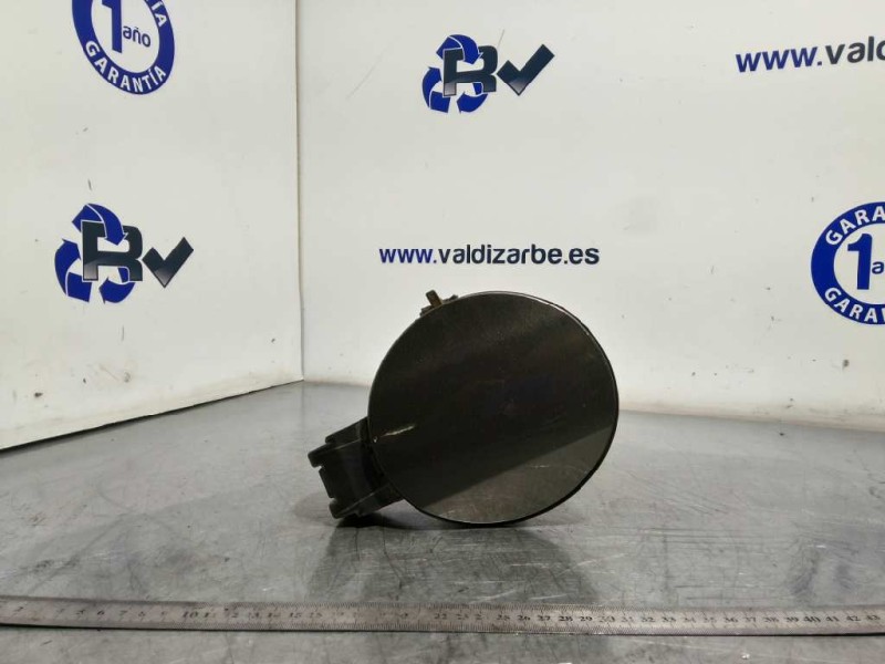 Recambio de tapa exterior combustible para peugeot 308 sw active referencia OEM IAM NOREF  
