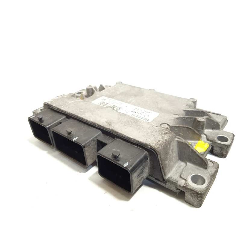 Recambio de centralita motor uce para renault twingo authentique referencia OEM IAM 8201076690 S120200117 8200700695