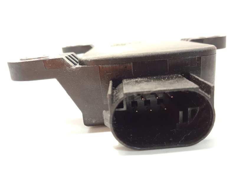 Recambio de centralita esp para hyundai i40 style referencia OEM IAM 956903V100  