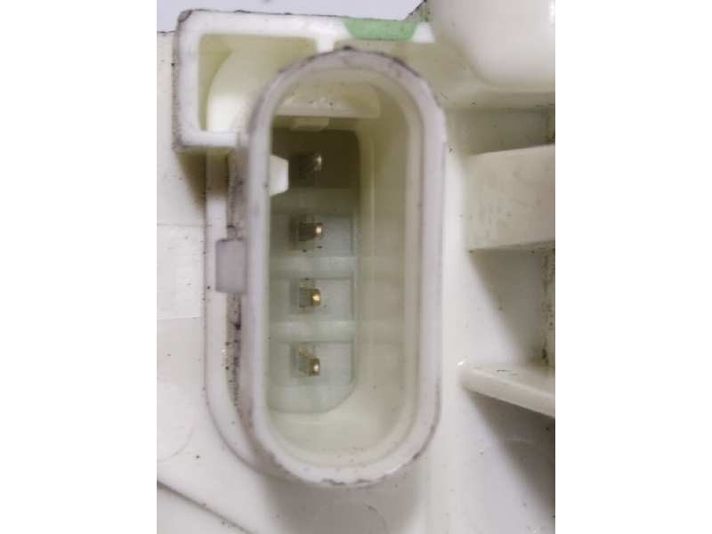 Recambio de cerradura puerta trasera derecha para jeep compass ii longitude 4x2 referencia OEM IAM P04589914AE  4589914AE