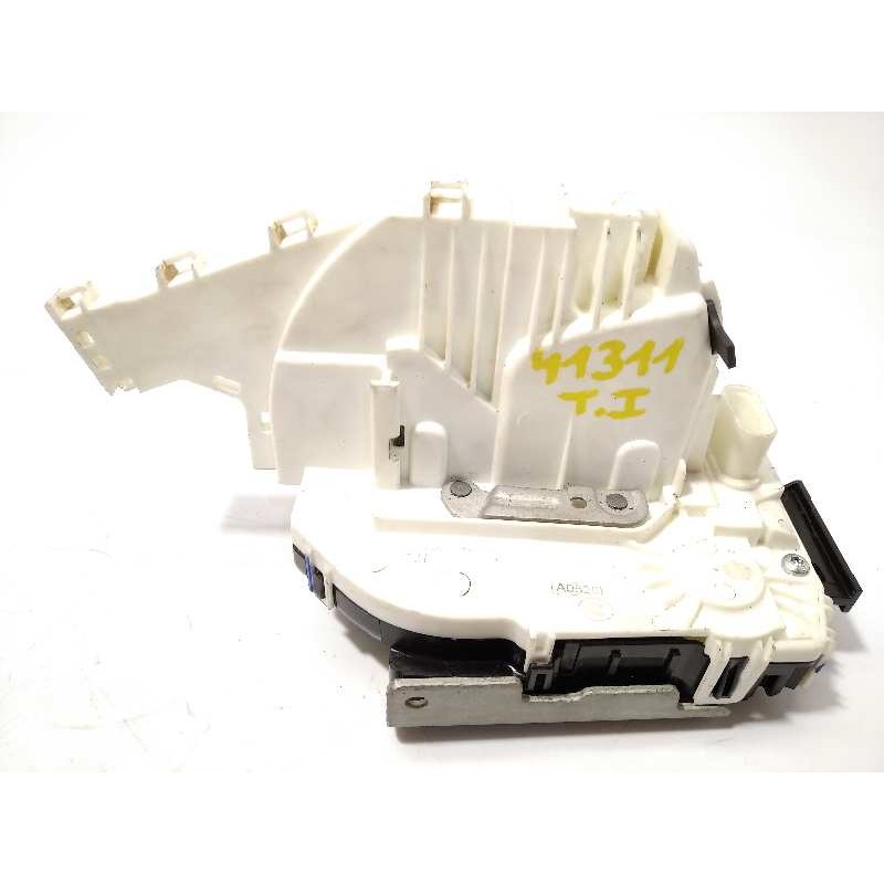 Recambio de cerradura puerta trasera izquierda para jeep compass ii longitude 4x2 referencia OEM IAM P04589915AE  4589915AE