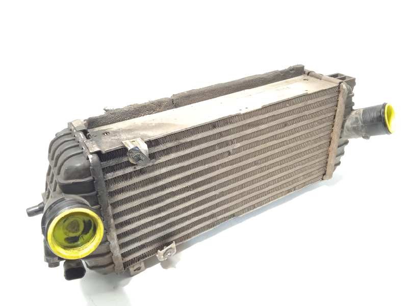 Recambio de intercooler para hyundai i40 style referencia OEM IAM 282712A540  