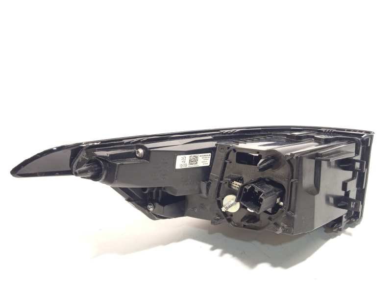 Recambio de piloto trasero derecho para peugeot 308 sw hybrid 180 e-eat8 referencia OEM IAM 9835299380  01502102