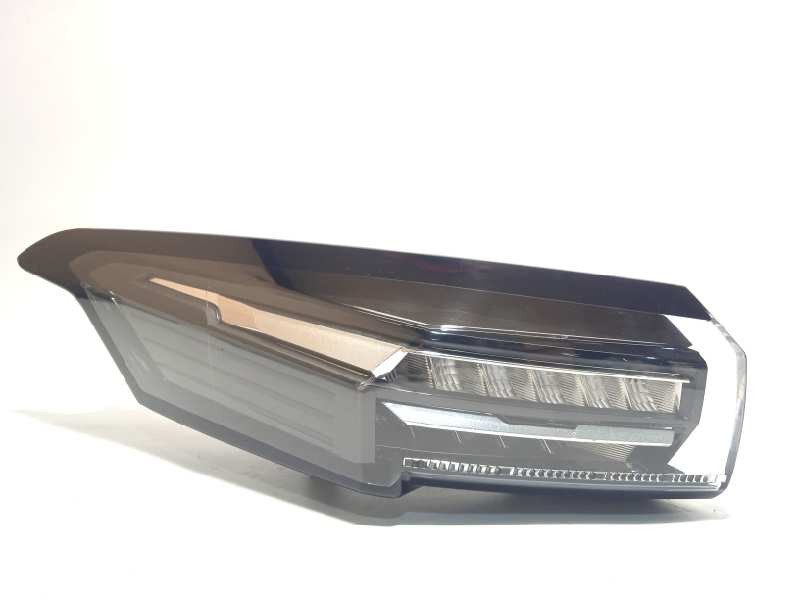 Recambio de piloto trasero izquierdo para peugeot 308 puretech 130 active pack referencia OEM IAM 9835299480  01501901