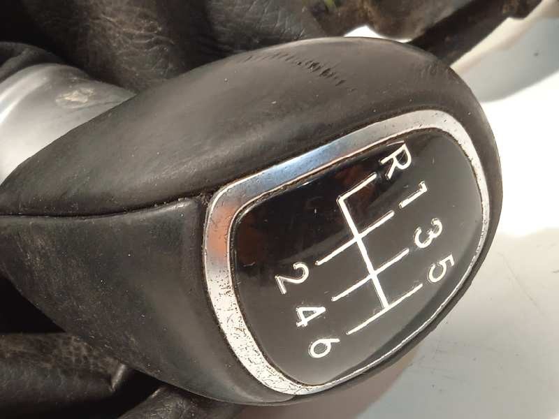Recambio de palanca cambio para hyundai i40 style referencia OEM IAM 437003Z250RY  