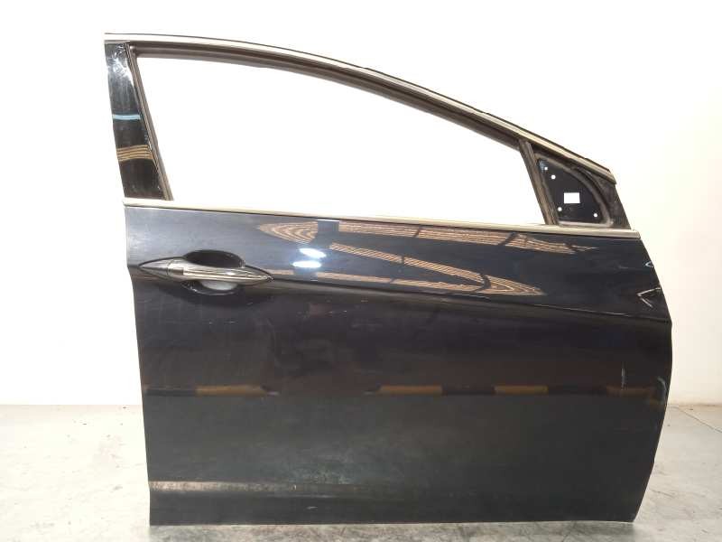 Recambio de puerta delantera derecha para hyundai i40 style referencia OEM IAM 760043Z000  