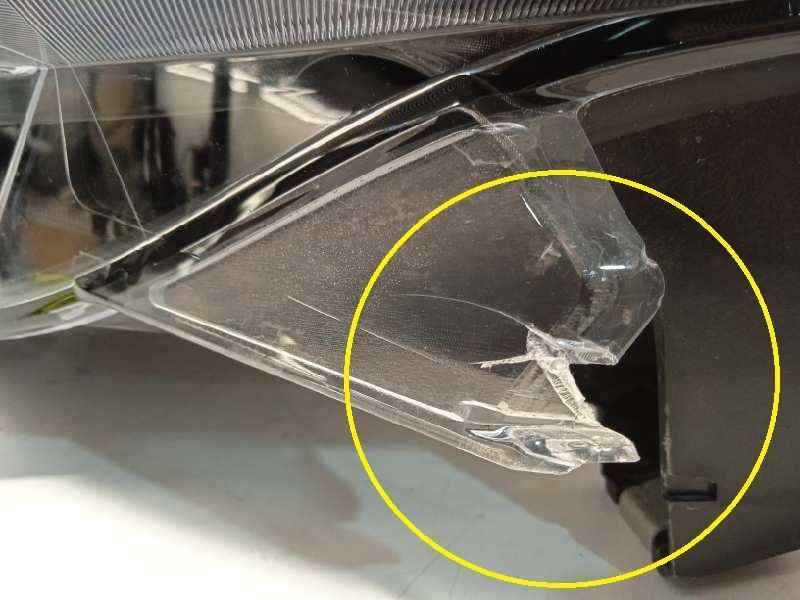 Recambio de faro izquierdo para toyota proace verso compact family referencia OEM IAM 9808589980  