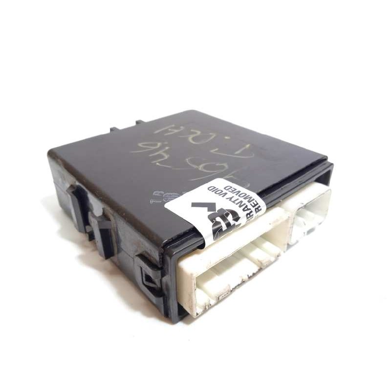 Recambio de centralita cierre para lexus rx300 (mcu15) 3.0 v6 24v cat referencia OEM IAM 8922448010  1233006075