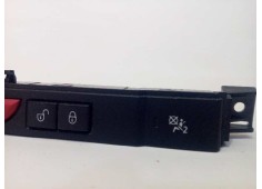 Recambio de mando multifuncion para land rover range rover sport 3.6 td v8 referencia OEM IAM YUL501360  8H3213D734BA 2