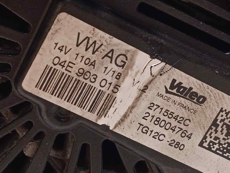 Recambio de alternador para skoda fabia style referencia OEM IAM 04E903015  TG12C280