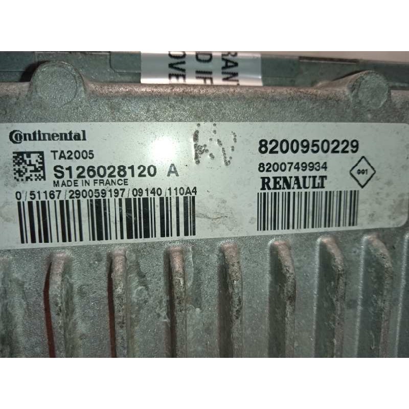 Recambio de centralita cambio automatico para renault clio iii 1.6 16v referencia OEM IAM 8200950229  S126028120A