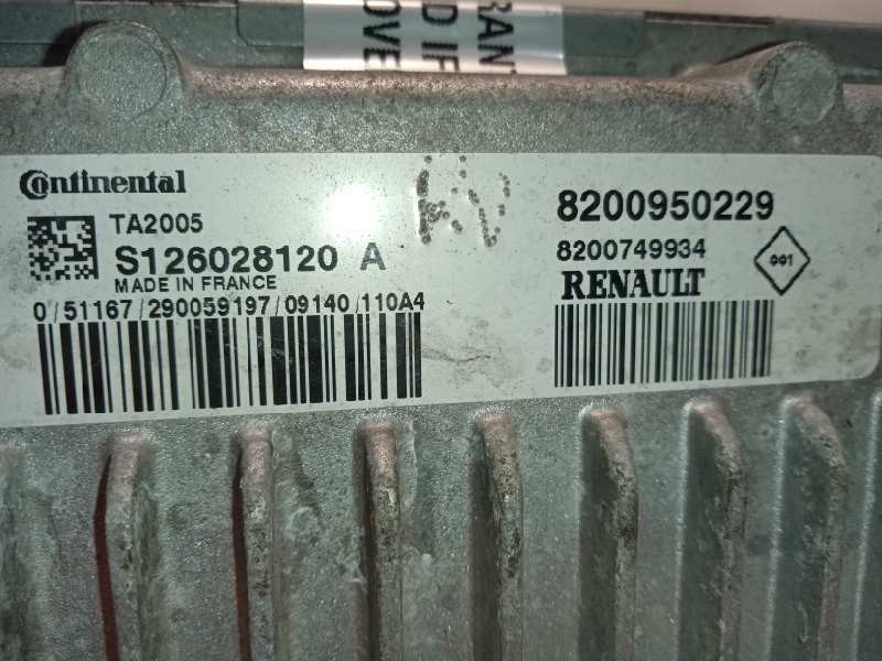 Recambio de centralita cambio automatico para renault clio iii 1.6 16v referencia OEM IAM 8200950229  S126028120A