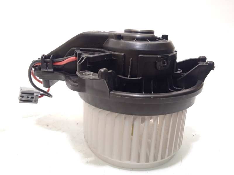 Recambio de motor calefaccion para ford kuga titanium referencia OEM IAM JX6A19846AB  2587601