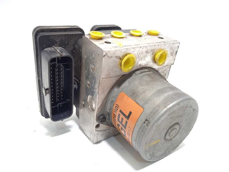 Recambio de abs para hyundai i30 (gd) classic referencia OEM IAM 58920A6210 6158945200 A658920500