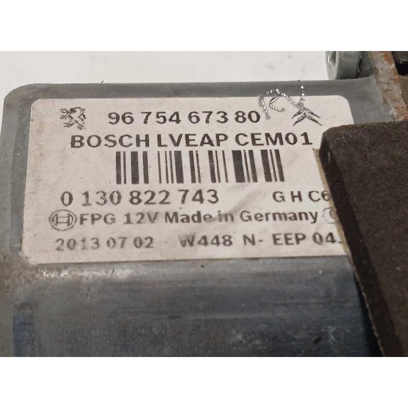 Recambio de elevalunas delantero derecho para peugeot 308 1.6 16v e-hdi fap referencia OEM IAM 9675467380  0130822743