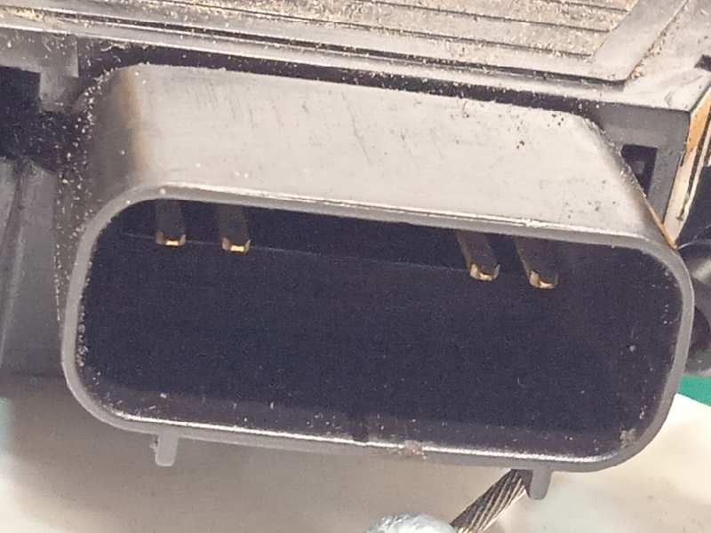 Recambio de cerradura puerta delantera derecha para hyundai i30 (gd) classic referencia OEM IAM 81320A6010  