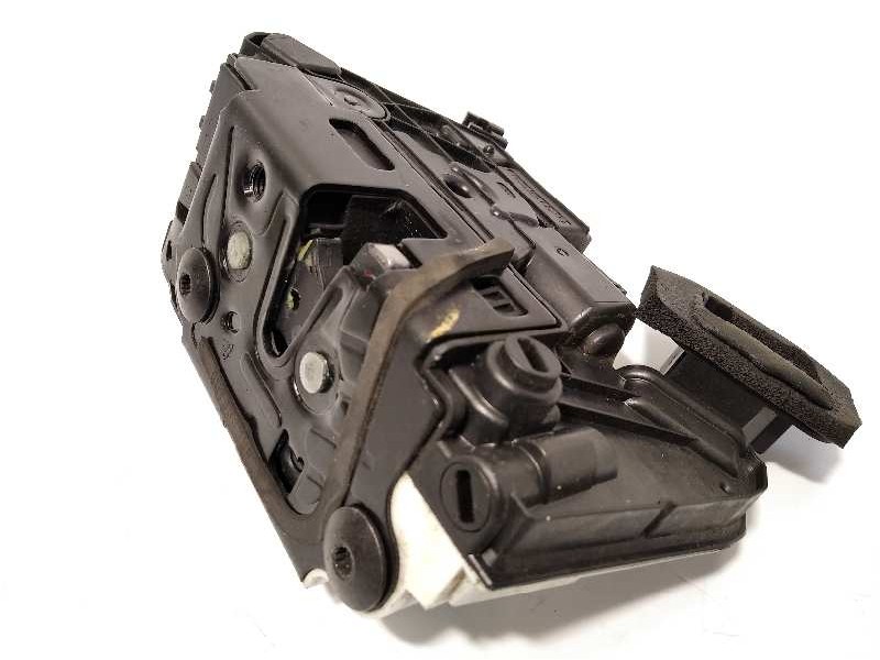 Recambio de cerradura puerta trasera derecha para volkswagen polo (6c1) 1.4 tdi referencia OEM IAM 6R4839016A  