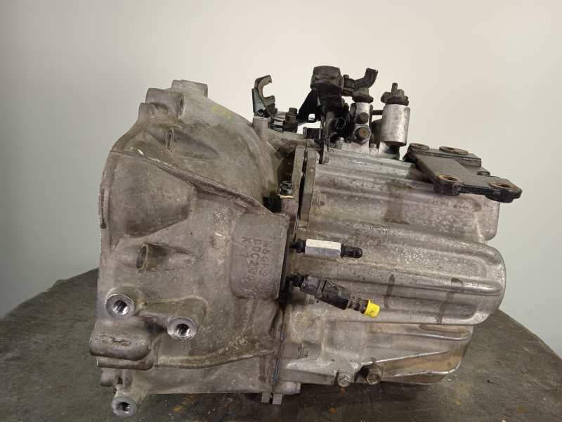 Recambio de caja cambios para kia carens (un) 2.0 crdi referencia OEM IAM S620JC  4300024450