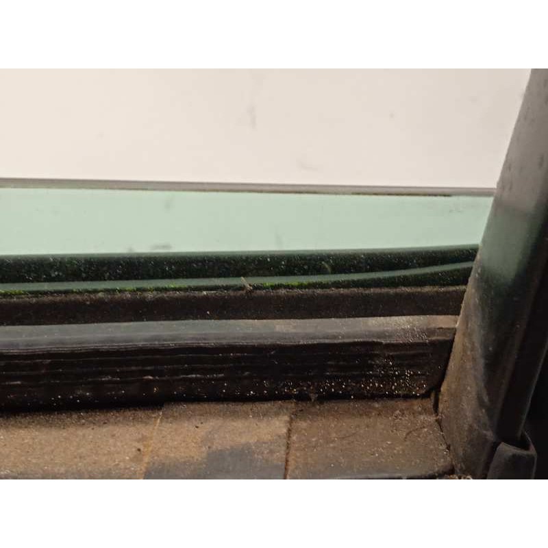 Recambio de puerta delantera derecha para audi a3 (8p) 2.0 tdi ambiente referencia OEM IAM 8P3831052D  