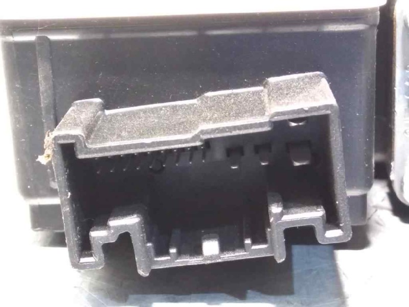 Recambio de elevalunas delantero izquierdo para volkswagen polo (aw) 1.0 tsi referencia OEM IAM 2G4837461B  2Q1959881B
