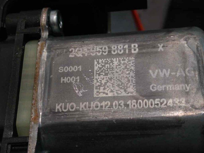Recambio de elevalunas delantero izquierdo para volkswagen polo (aw) 1.0 tsi referencia OEM IAM 2G4837461B  2Q1959881B