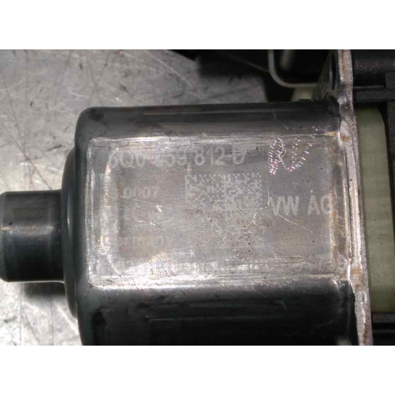 Recambio de elevalunas trasero derecho para volkswagen polo (aw) 1.0 tsi referencia OEM IAM 2G6839462C  5Q0959812D