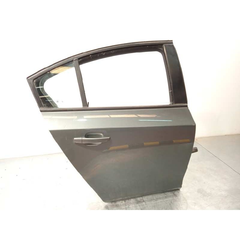 Recambio de puerta trasera derecha para chevrolet cruze ls referencia OEM IAM 95987764  