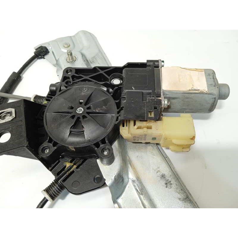 Recambio de elevalunas delantero izquierdo para ford kuga (cbs) 2.0 tdci cat referencia OEM IAM 0130822732  