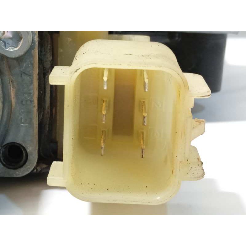 Recambio de elevalunas trasero izquierdo para ford kuga (cbs) 2.0 tdci cat referencia OEM IAM 0130822734  