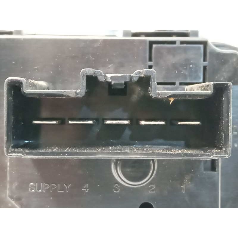 Recambio de mando climatizador para ford kuga (cbs) 2.0 tdci cat referencia OEM IAM GJ5T19980AH  