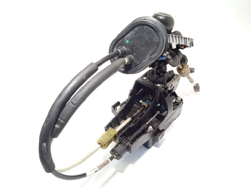 Recambio de palanca cambio para opel astra j sports tourer cosmo referencia OEM IAM 55563829  