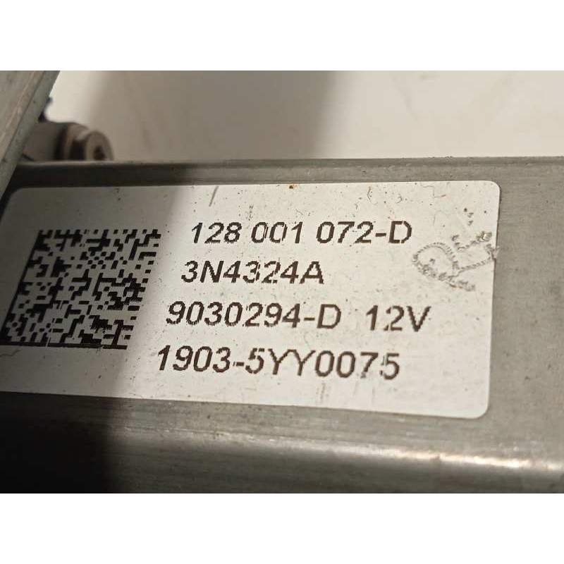 Recambio de elevalunas trasero izquierdo para renault captur life referencia OEM IAM 827012973R  