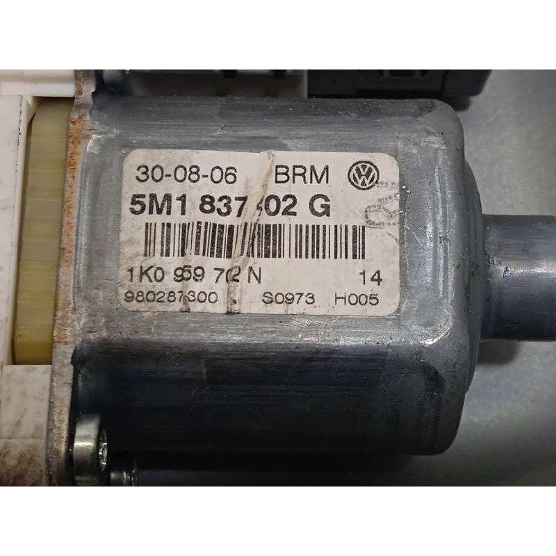 Recambio de elevalunas delantero derecho para volkswagen golf plus (5m1) 1.9 tdi referencia OEM IAM 5M1837402G  1K0959792K