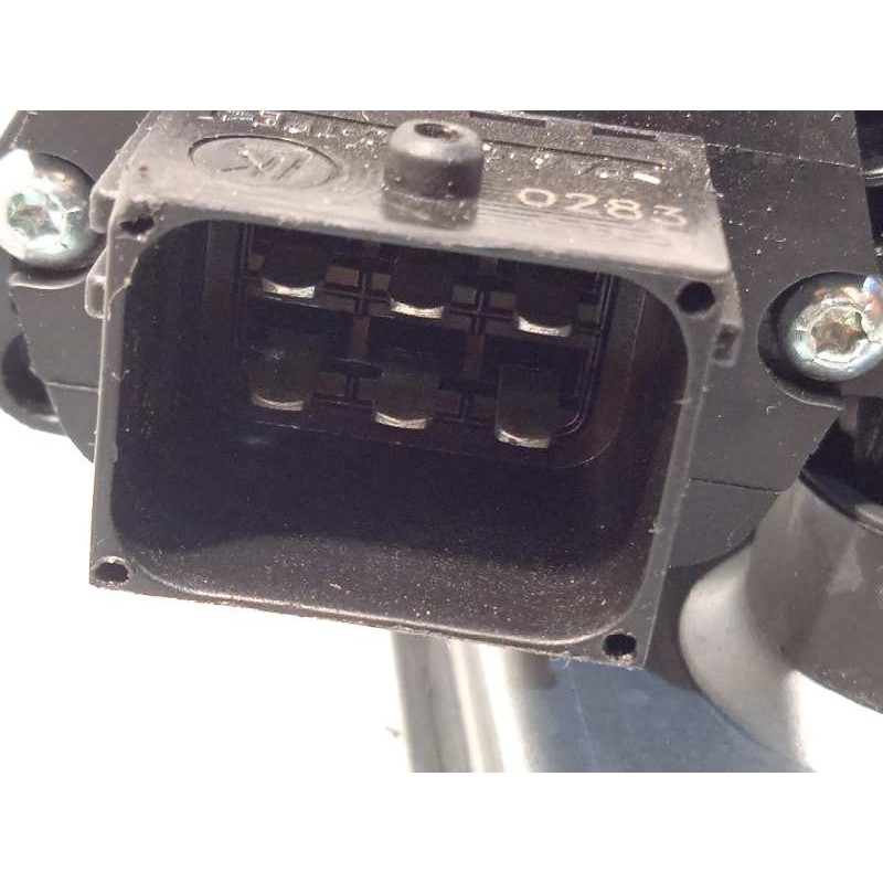 Recambio de elevalunas delantero derecho para opel corsa d enjoy referencia OEM IAM 13314157  