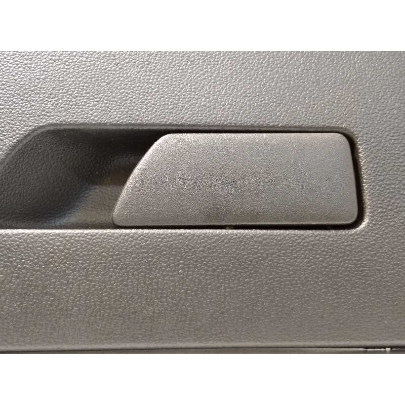 Recambio de guantera para seat leon st (5f8) 2.0 tdi referencia OEM IAM 5F1857095  