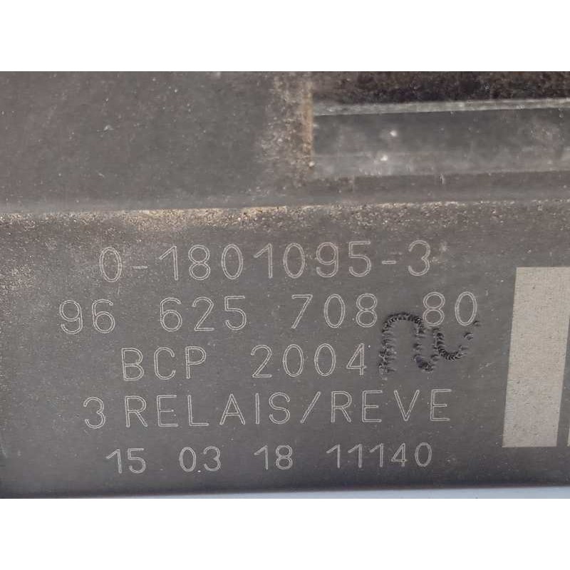 Recambio de caja precalentamiento para peugeot 308 sw business-line referencia OEM IAM 9662570880  