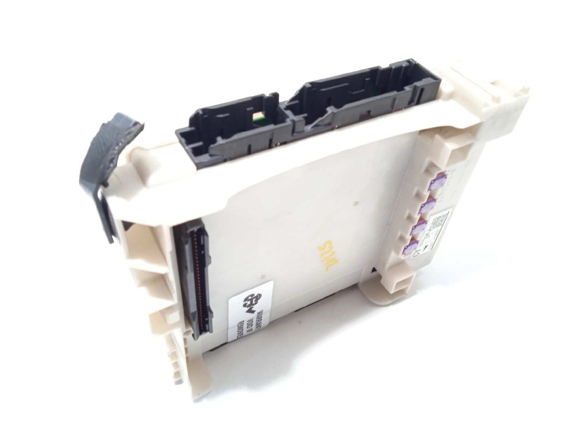 Recambio de caja reles / fusibles para lexus es 300h referencia OEM IAM 8273033Q30  