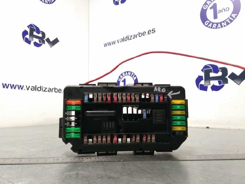 Recambio de caja reles / fusibles para bmw serie 1 lim. (f20/f21) 116d referencia OEM IAM 9389068  61149389068