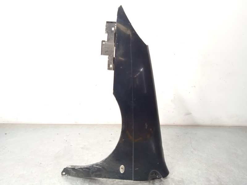 ALETA DELANTERA IZQUIERDA 7840Q2 