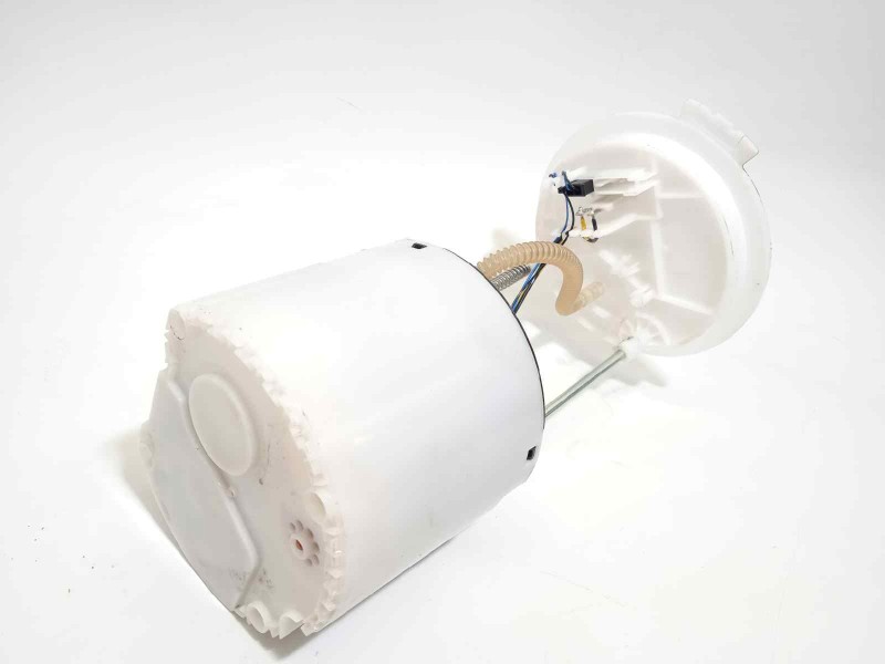 Recambio de bomba combustible para lynk&co lynk & co 01 1.5 phev referencia OEM IAM 8888955346  