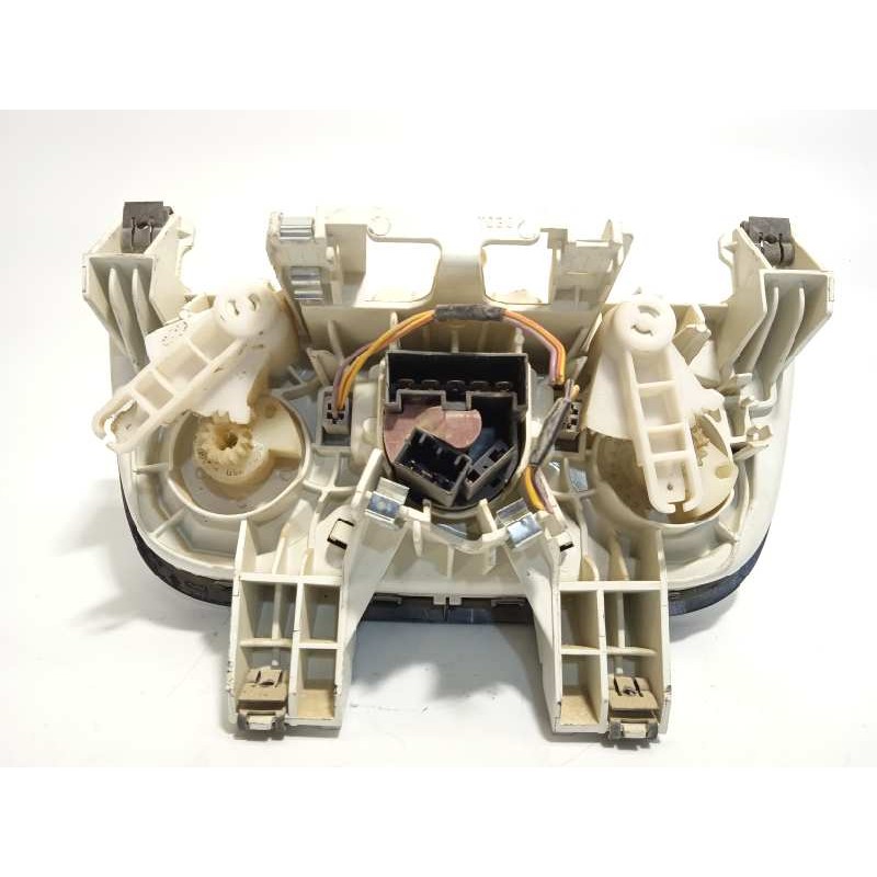 Recambio de mando calefaccion / aire acondicionado para peugeot bipper básico referencia OEM IAM 6490K4  