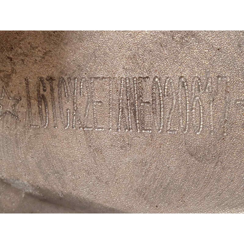 Recambio de caja cambios para lynk&co lynk & co 01 1.5 phev referencia OEM IAM 8891026004  