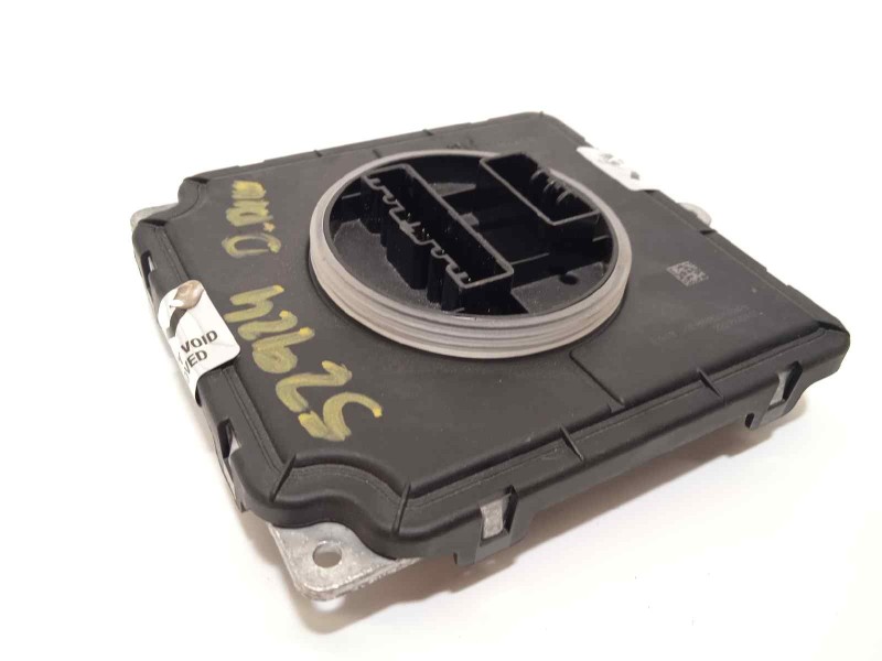 Recambio de centralita led derecha para lynk&co lynk & co 01 1.5 phev referencia OEM IAM 889631744  