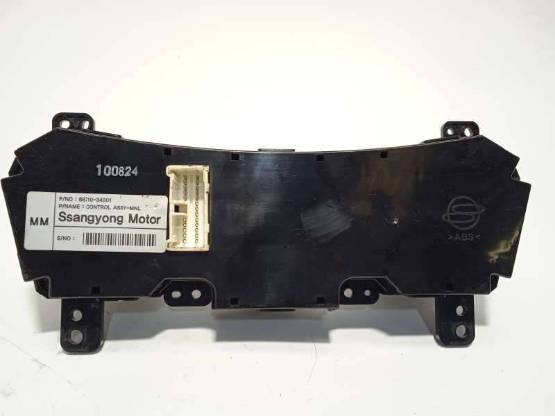 Recambio de mando climatizador para ssangyong korando 2.0 td cat referencia OEM IAM 6871034001  