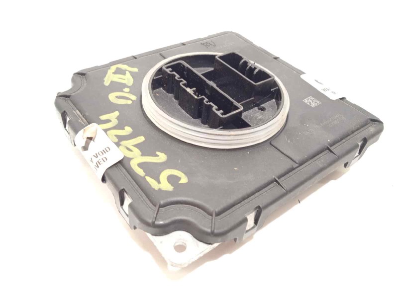 Recambio de centralita led izquierda para lynk&co lynk & co 01 1.5 phev referencia OEM IAM 889631744  