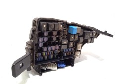 Recambio de caja reles / fusibles para mazda cx-5 2.2 turbodiesel cat referencia OEM IAM KD4566760A  KD4766767 2